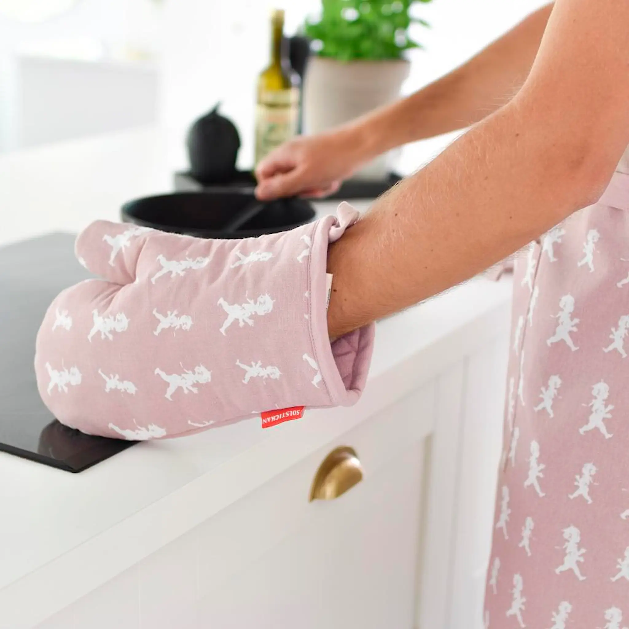 SOLSTICKAN Grillvante 30x22 cm Rosa