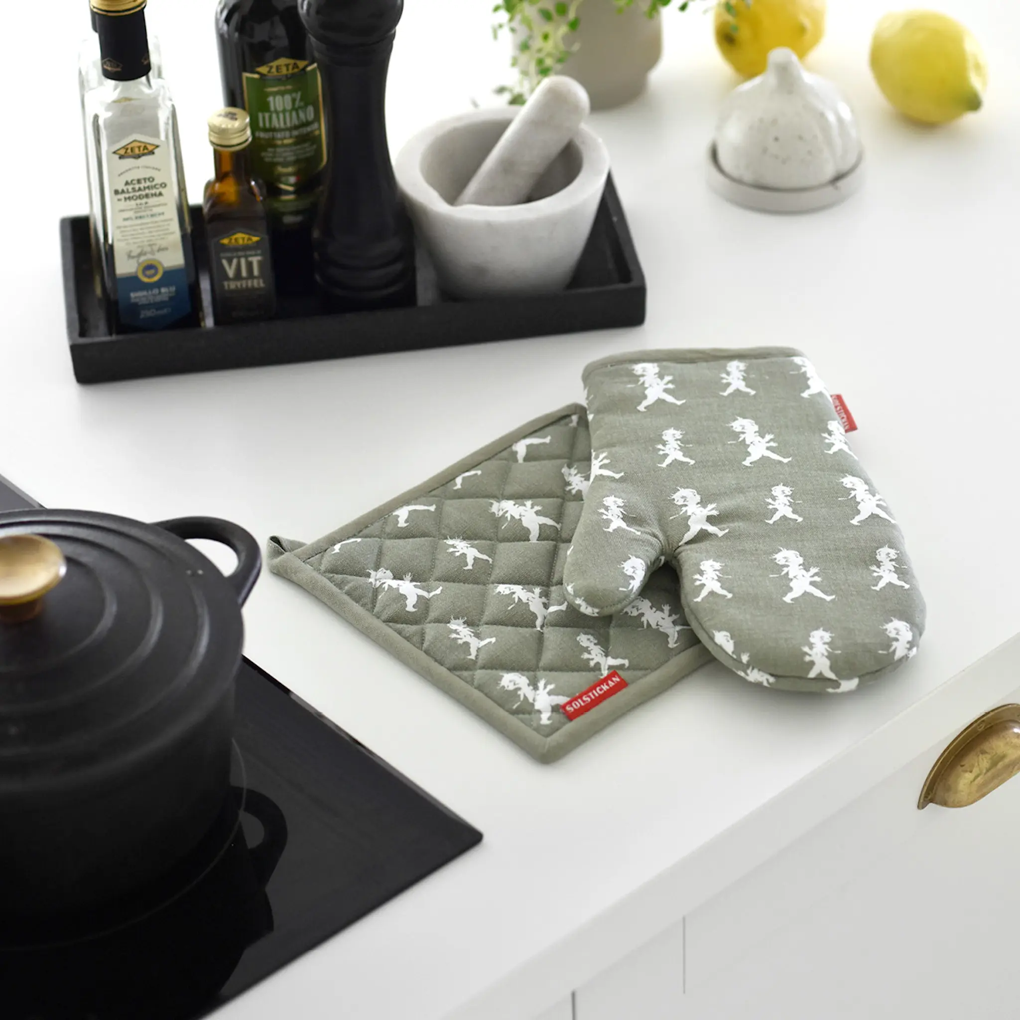 SOLSTICKAN Grytlapp 22 cm grön