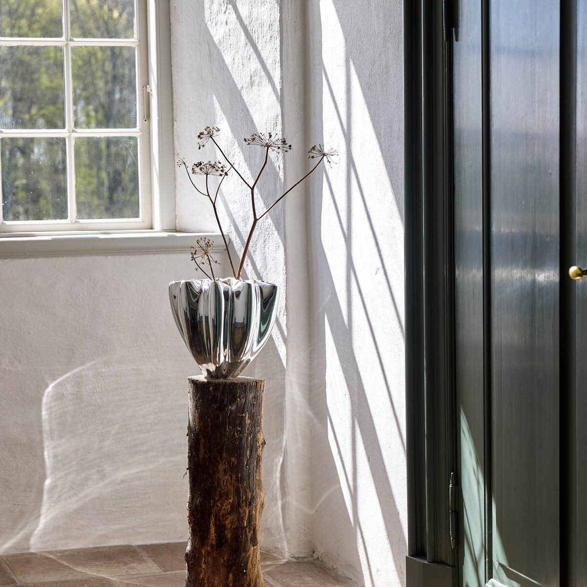 Mette Ditmer Shell vase 30 cm krom