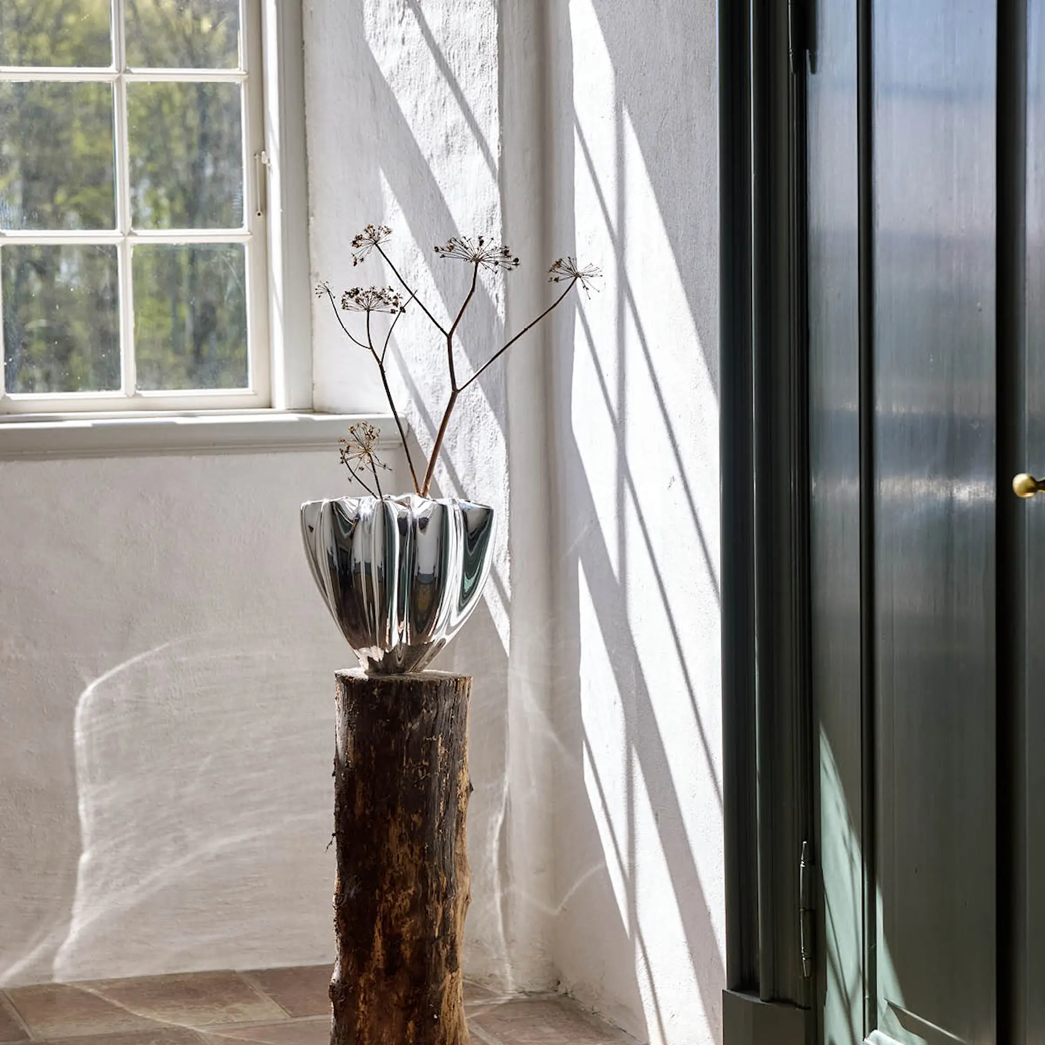 Mette Ditmer Shell vase 30 cm krom