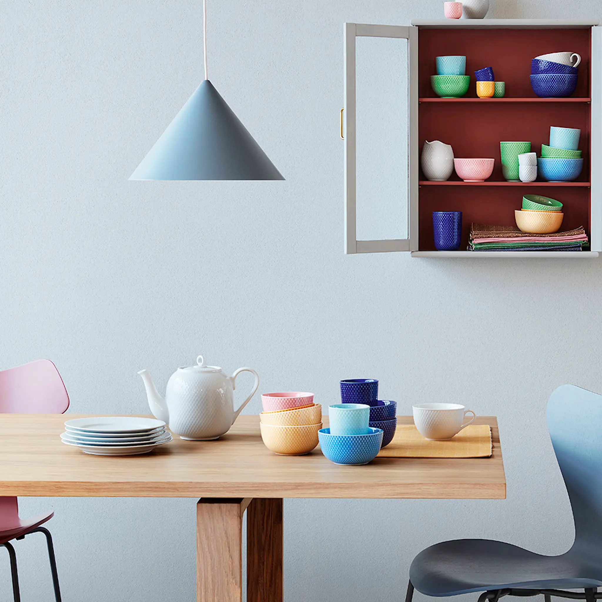 Lyngby Porcelæn Rhombe Color Mugg 33 cl Mörkblå