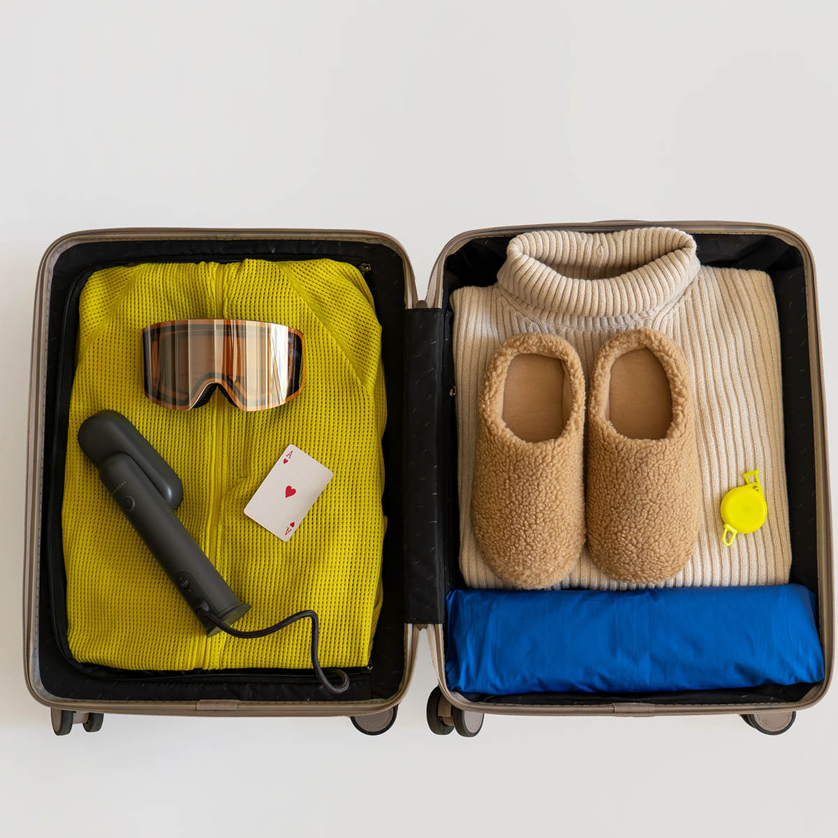 Steamery Cirrus Lite Travel Steamer charcoal