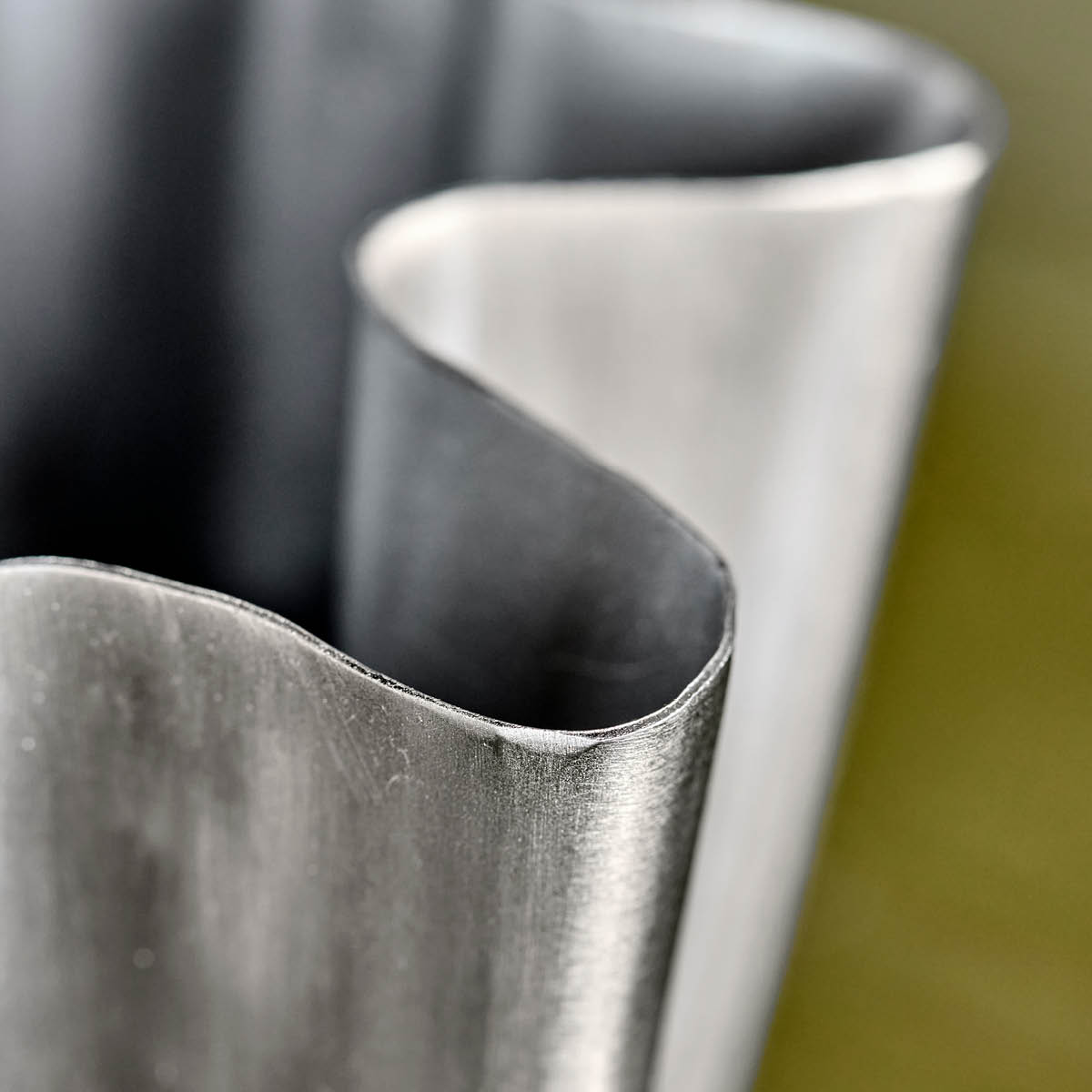 House Doctor Flood vase 13 cm børstet sølvfinish