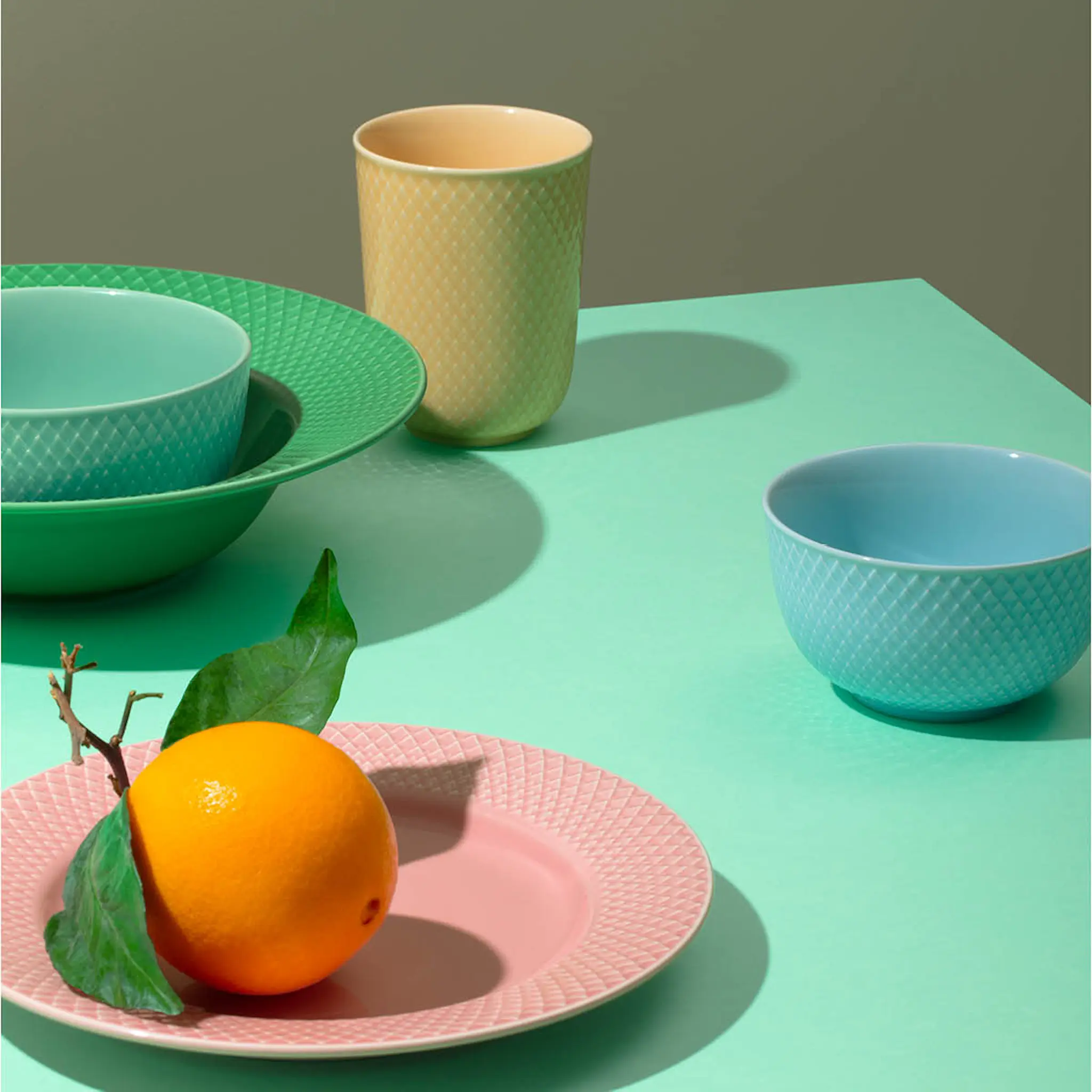 Lyngby Porcelæn Rhombe Color Mugg 33 cl Sand