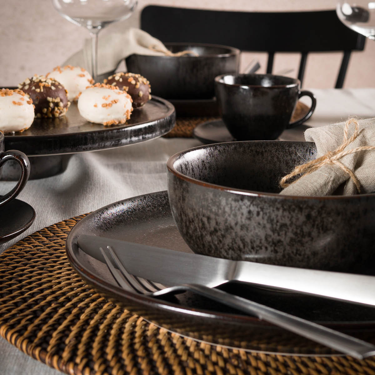 Modern House Edda Aterimet 16 osaa