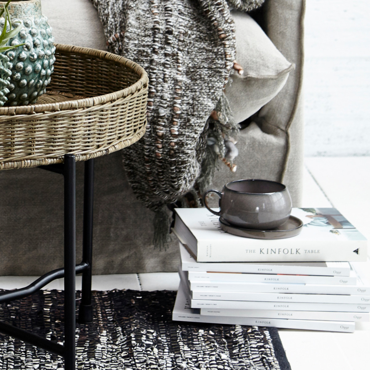 Lene Bjerre Amera Kuppi ja aluslautanen 40 cl Harmaa