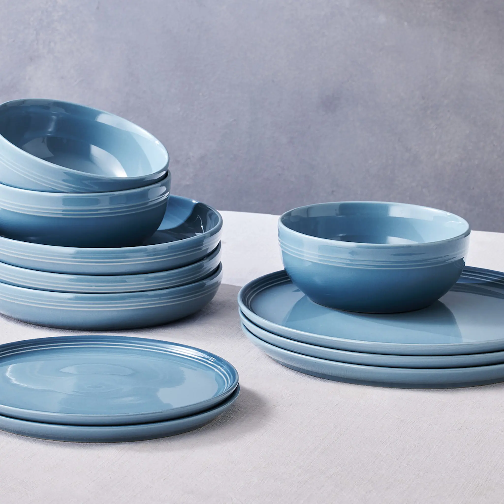 Le Creuset Coupe Colletion Lautanen 27 cm Chambray