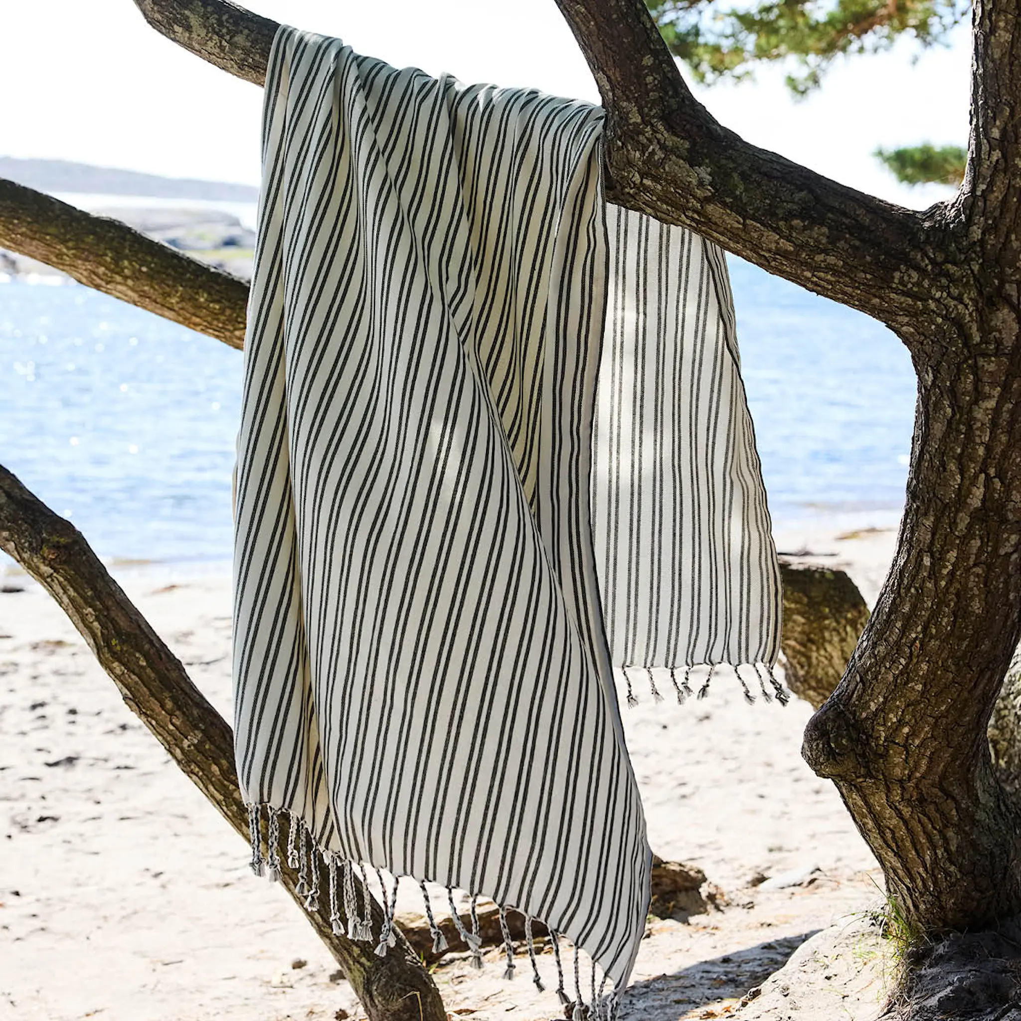 Sagaform Ella Hamam badhandduk 90x170 cm grön