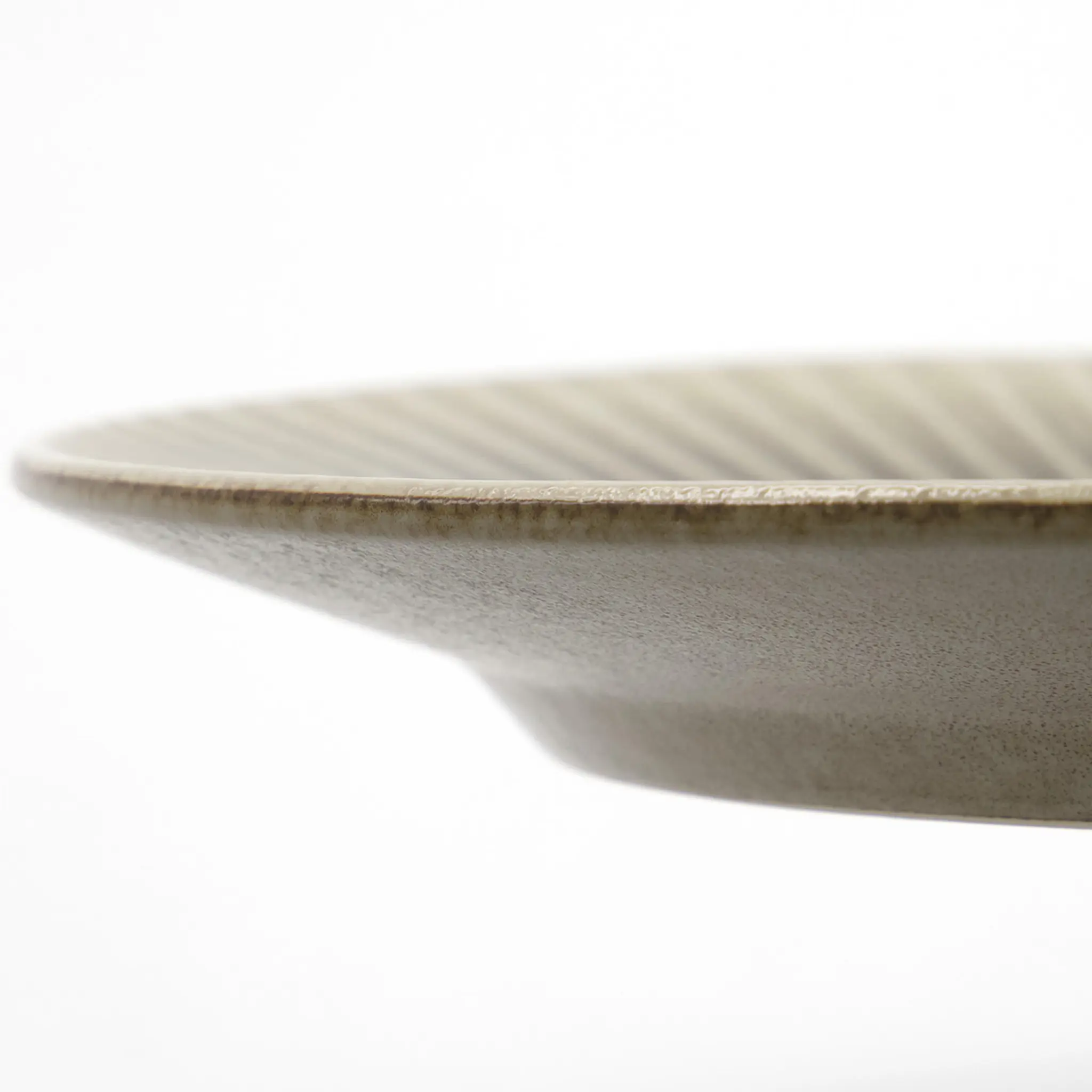 House Doctor Pleat Lautanen 27 cm Harmaa/Ruskea