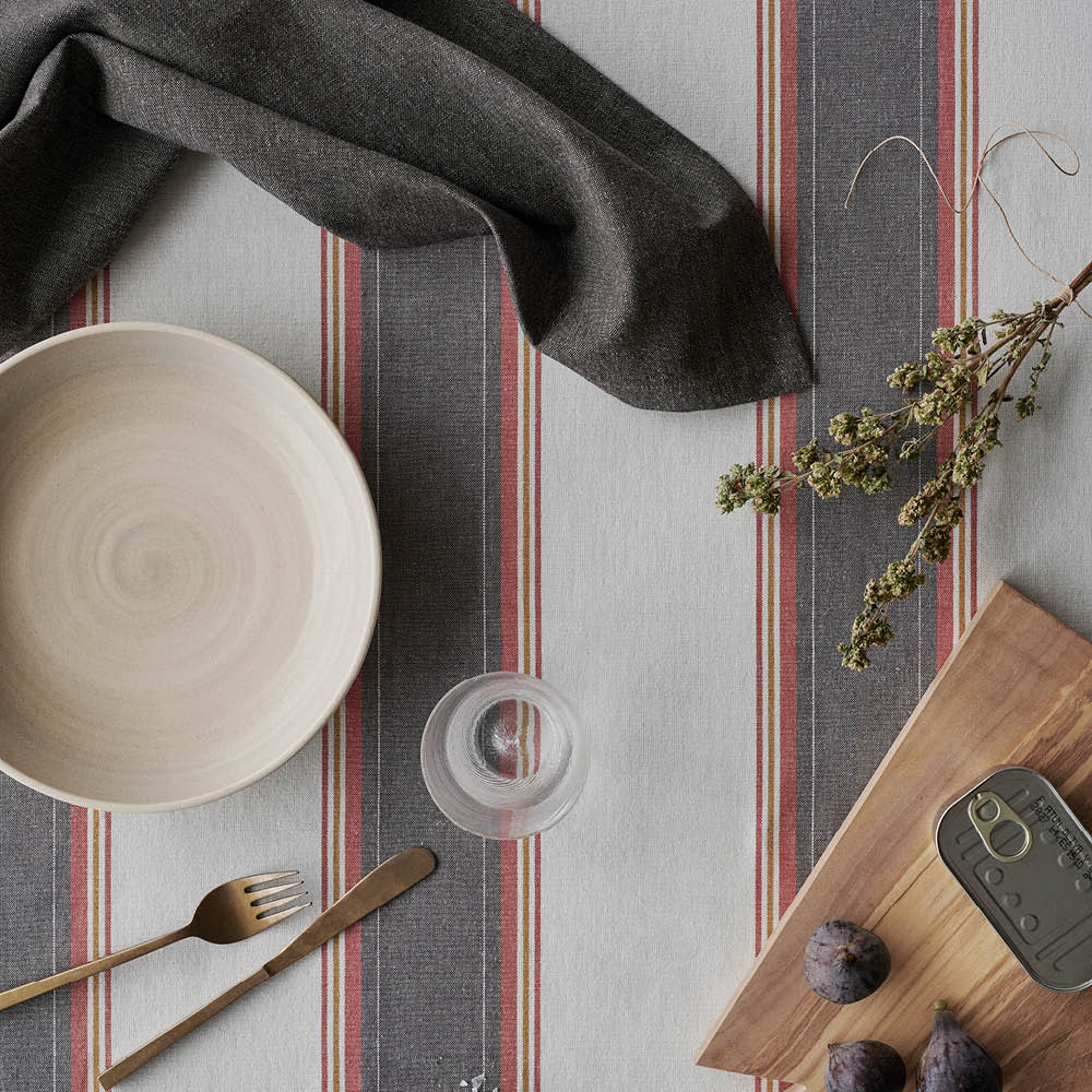 By Mogensen By Mogensen Pöytäliina 140x140 cm Large Stripes