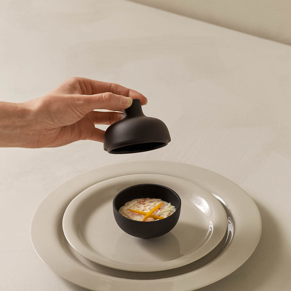 Design House Stockholm Sand Secret Skål Liten Svart