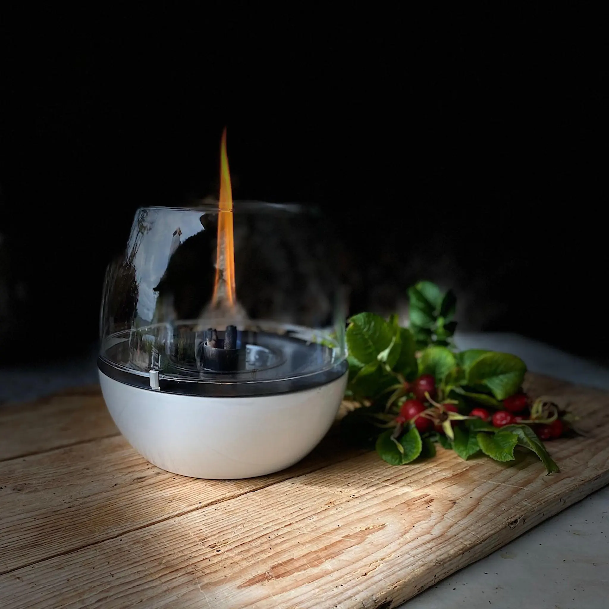 Tenderflame Tulip 18 Sisustustuli Valkoinen