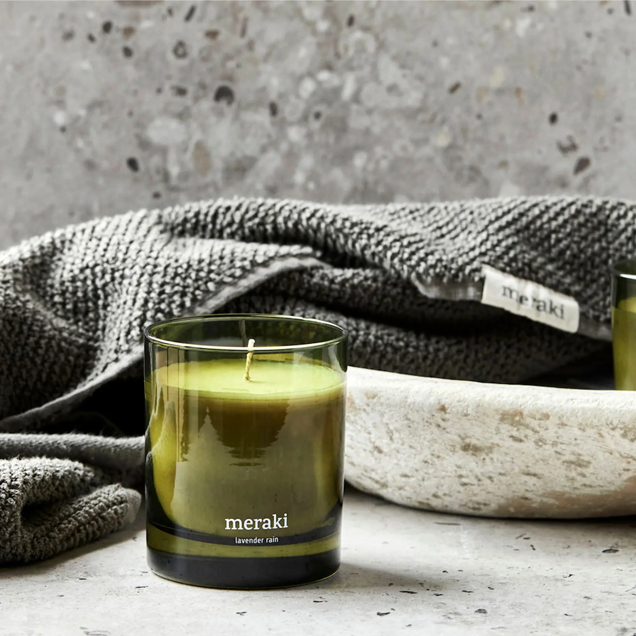 Meraki Tuoksukynttilä Lavender Rain 9,5x8 cm Vihreä