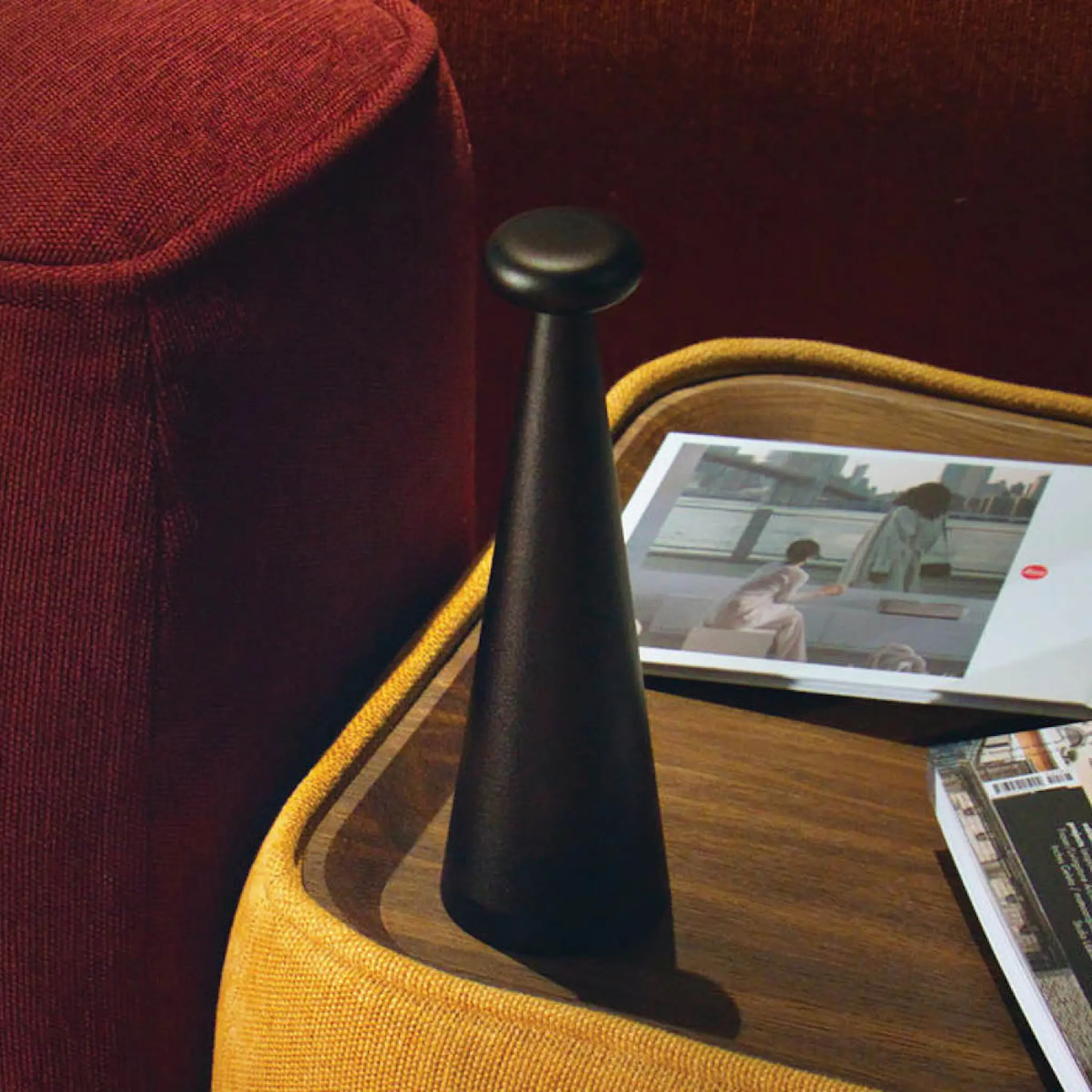 Alessi Bedin Pöytävalaisin 26 cm Ruskea