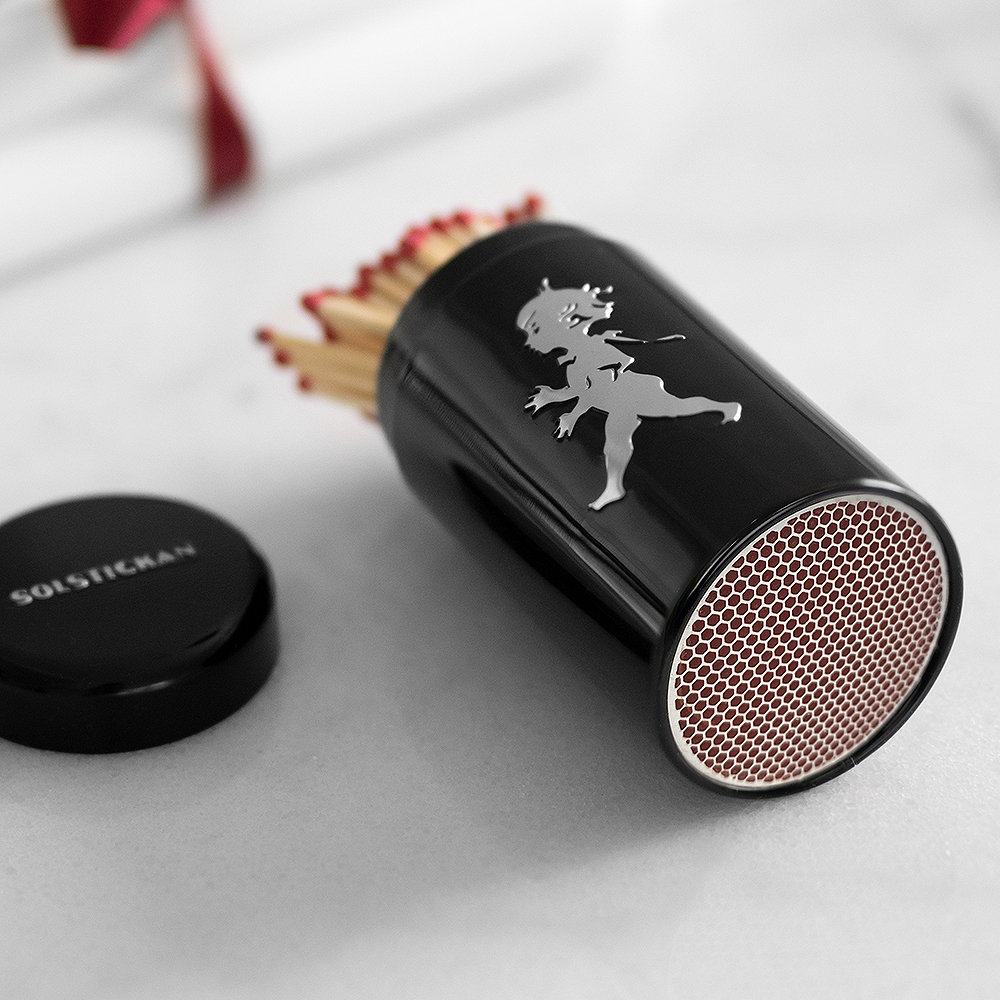 SOLSTICKAN Tulitikut purkissa Musta