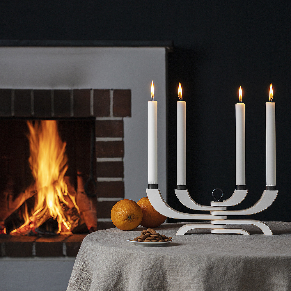 Design House Stockholm Nordic Light lysestake 20,5 cm hvit