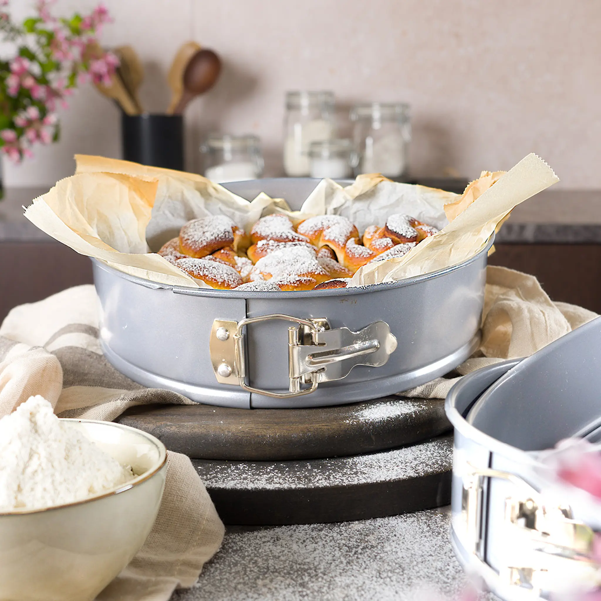 Modern House bAYk springform 28 cm silver