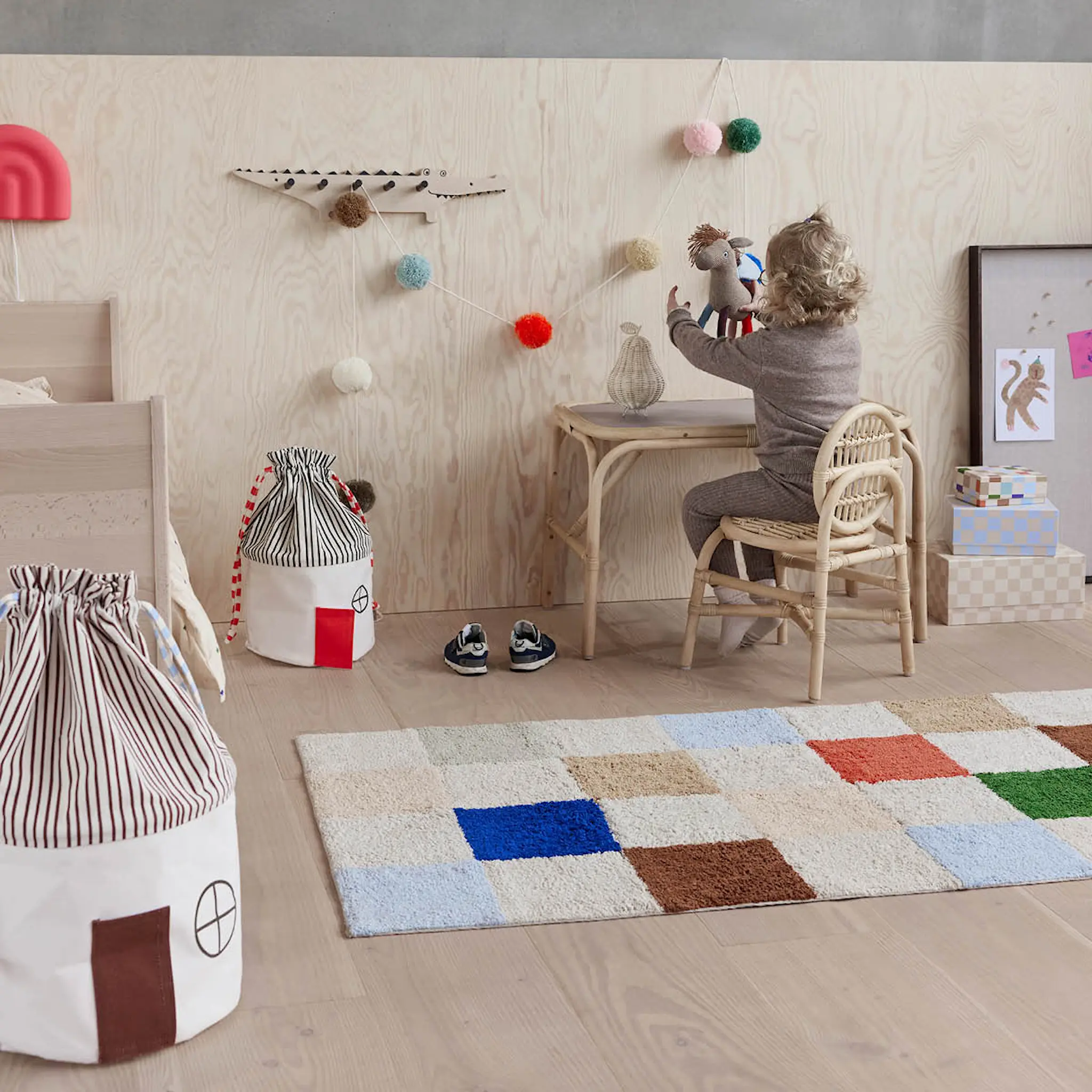 OYOY Koya förvaringskorg 26x40 cm Cherry Red