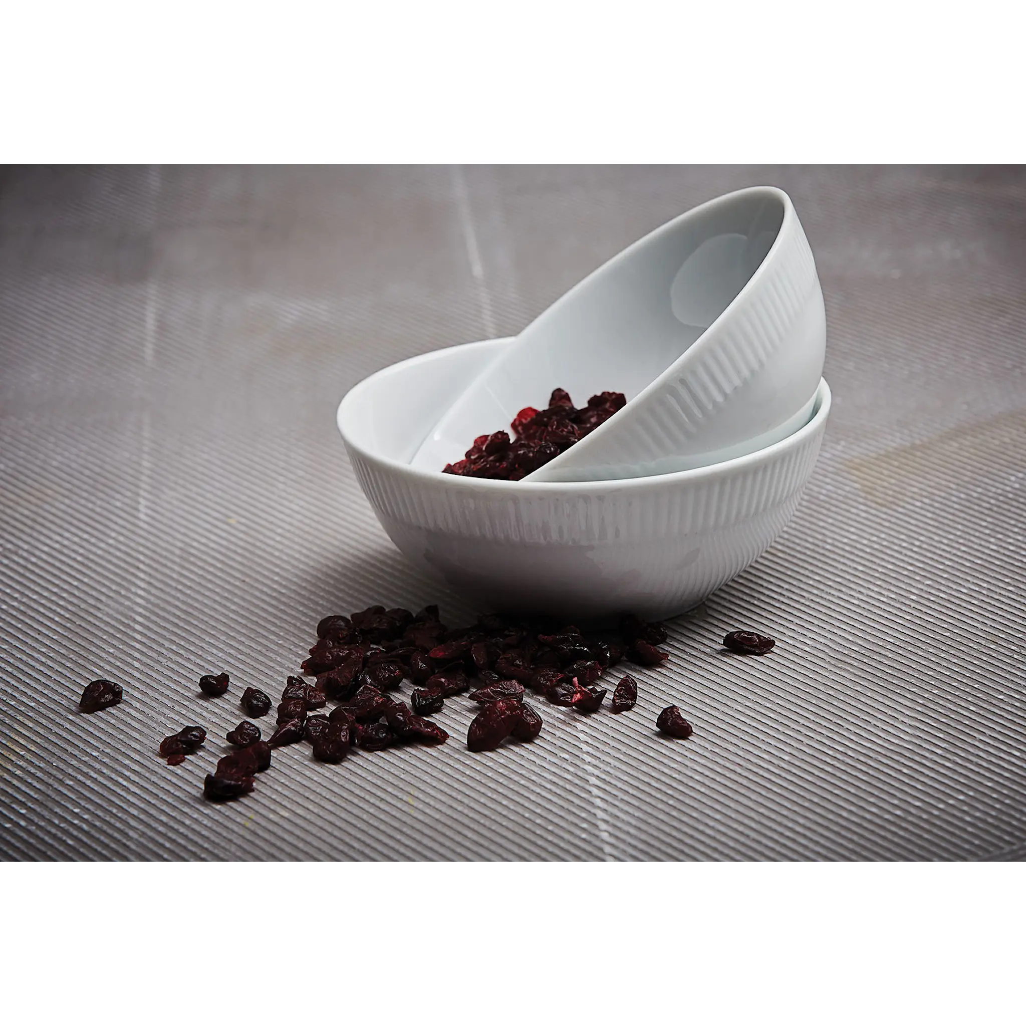 Aida Relief Salaattikulho 25 cm Valkoinen