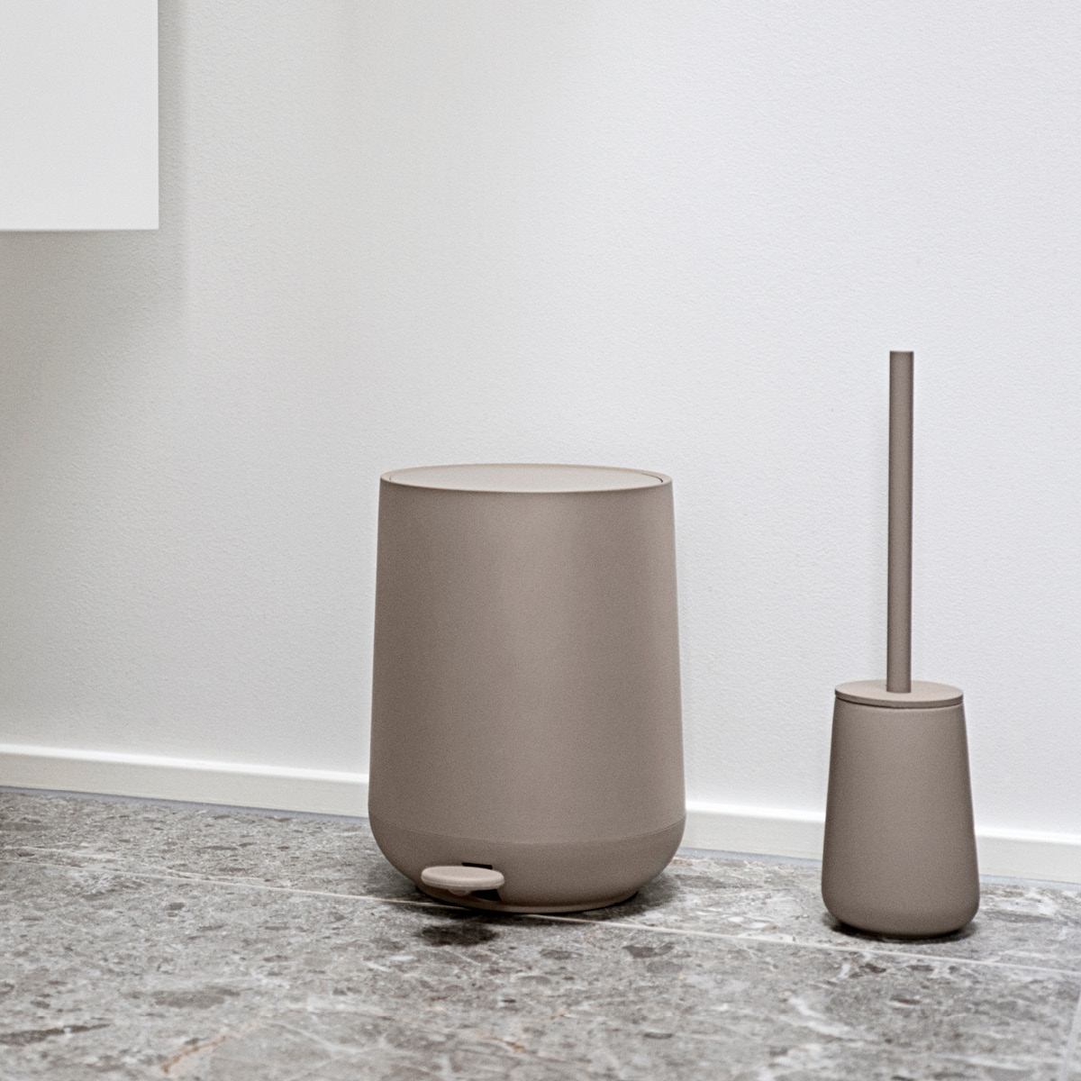 Zone Nova One toalettbørste taupe