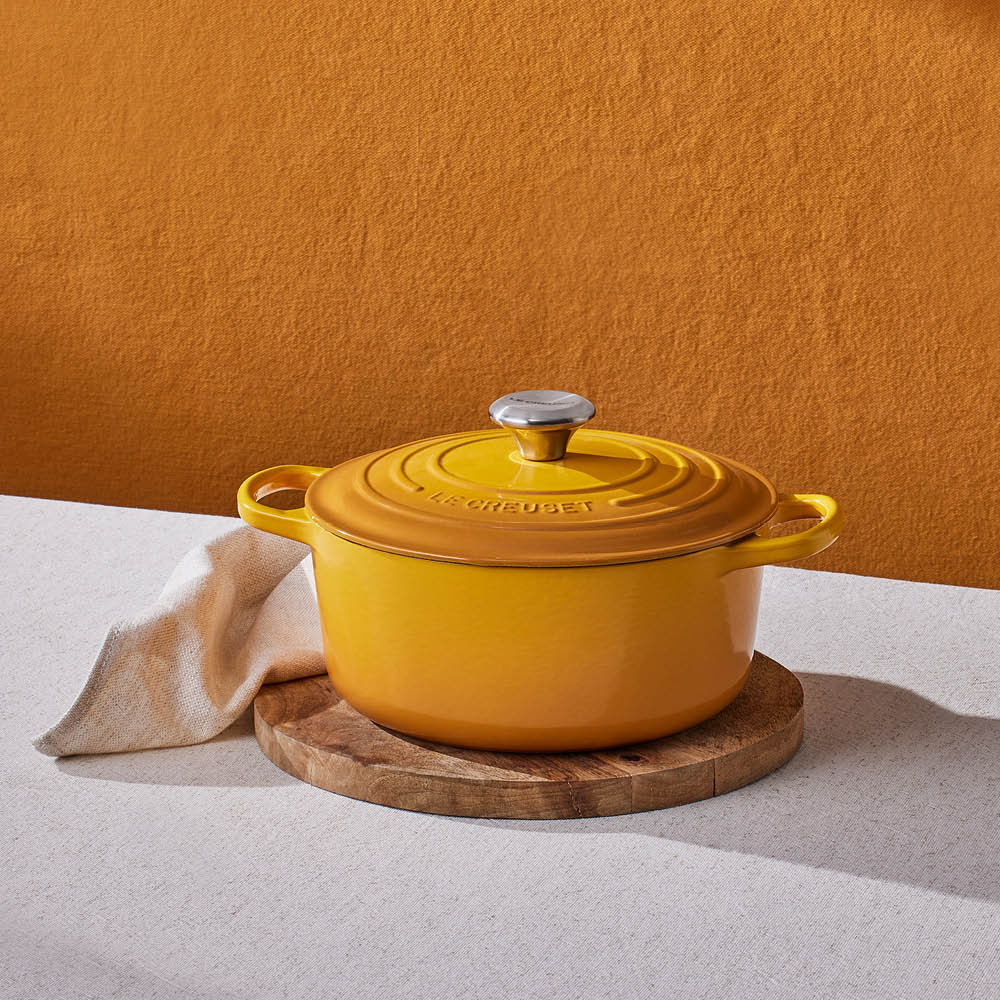 Le Creuset Signature Valurautapata pyöreä 24 cm 4,2 L Nectar